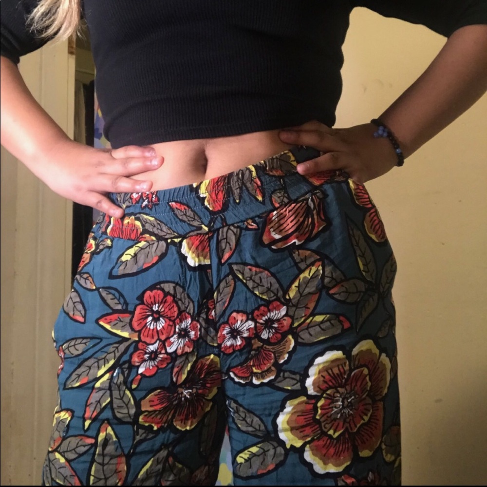 Cute pants - Picture 2 of 5